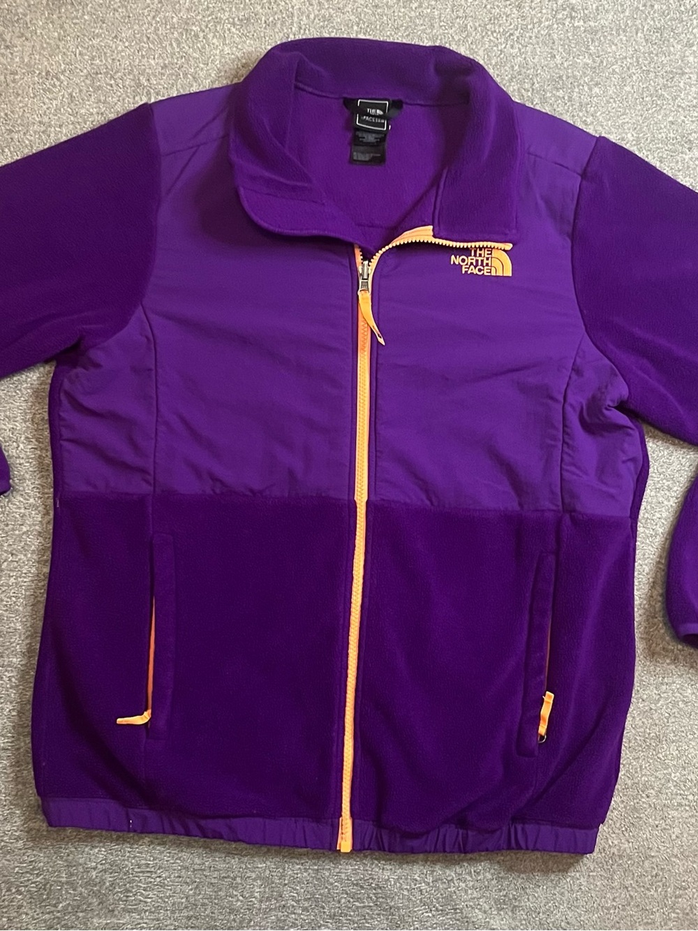 The North Face Girls XL Purple Fleece Jacket EUC E1-83